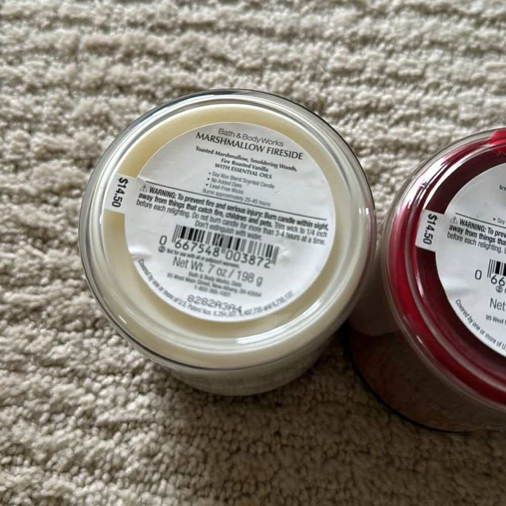 Bath & Body Works Christmas Candle Trio Set of 3 Candles - Picture 7 of 7